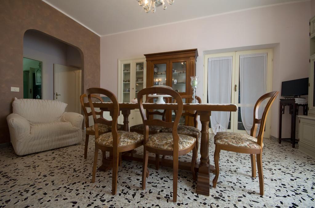Bed And Breakfast Romantica Evasione Сутри Екстериор снимка