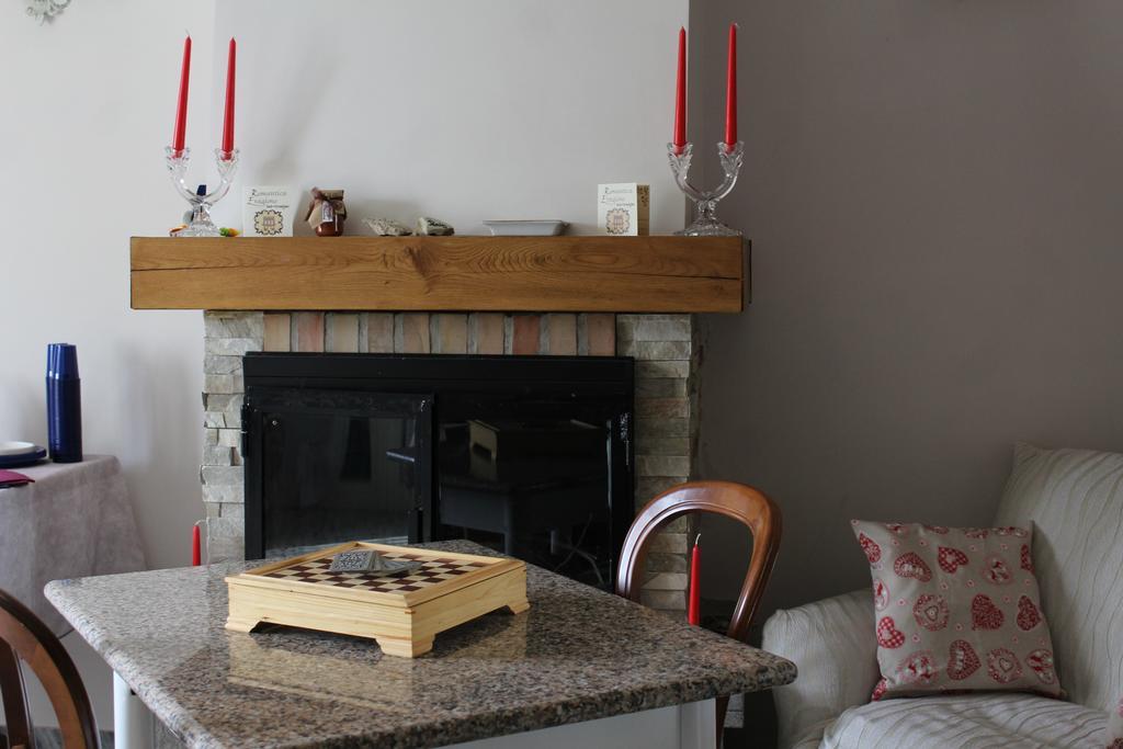Bed And Breakfast Romantica Evasione Сутри Екстериор снимка