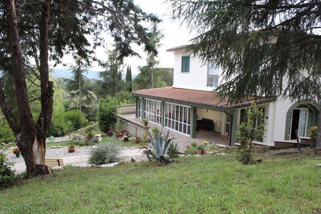 Bed And Breakfast Romantica Evasione Сутри Екстериор снимка