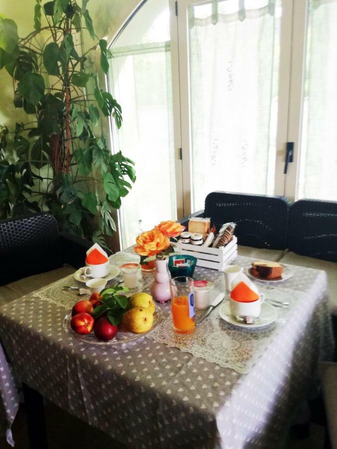 Bed And Breakfast Romantica Evasione Сутри Екстериор снимка