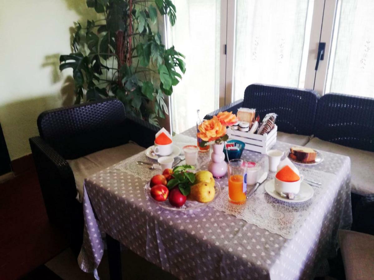 Bed And Breakfast Romantica Evasione Сутри Екстериор снимка